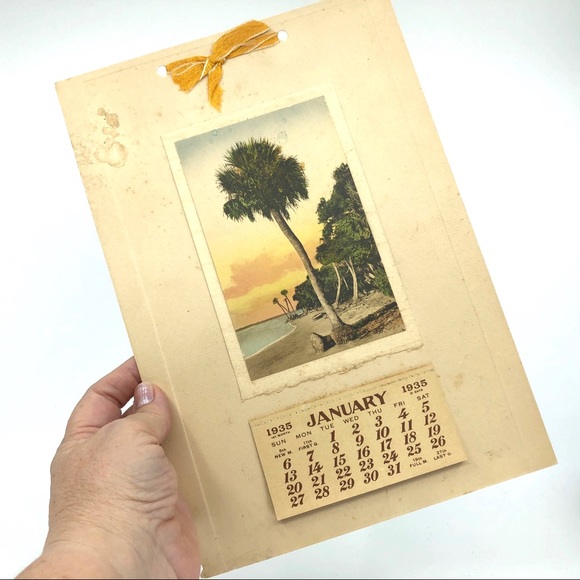 SOLD 1935 Calendar EG. Barnhill Hand-Colored Beach - Picture 9 of 13